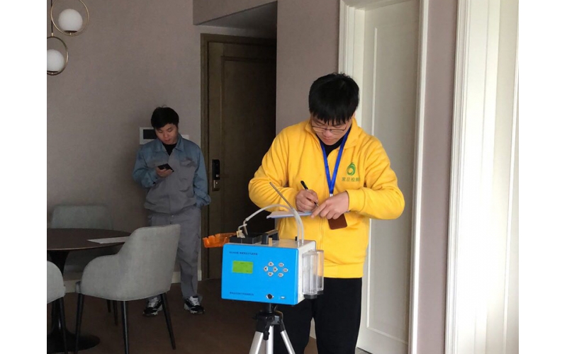 如何選擇上海專業(yè)的室內(nèi)甲醛檢測服務(wù)機構(gòu)或公司?